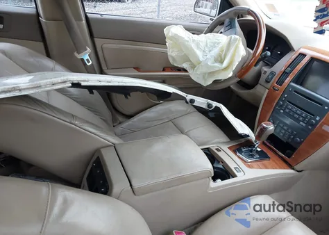 2007 Cadillac Sts V8 z USA, uszkodzony, nr VIN 1G6DC67A570133425